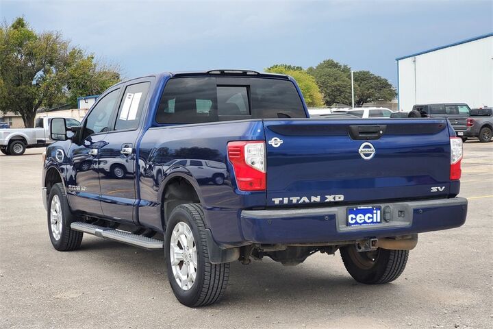 2017 Nissan Titan XD SV  TX
