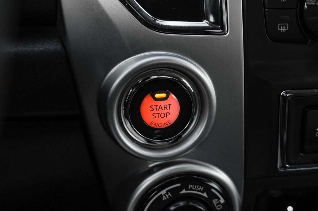 2017 Nissan Titan XD SV CREW CAB 4WD AUTOMATIC BLIND SPOT ASSIST NAVIGATION HEATED SEATS REAR CAMERA Carrollton TX