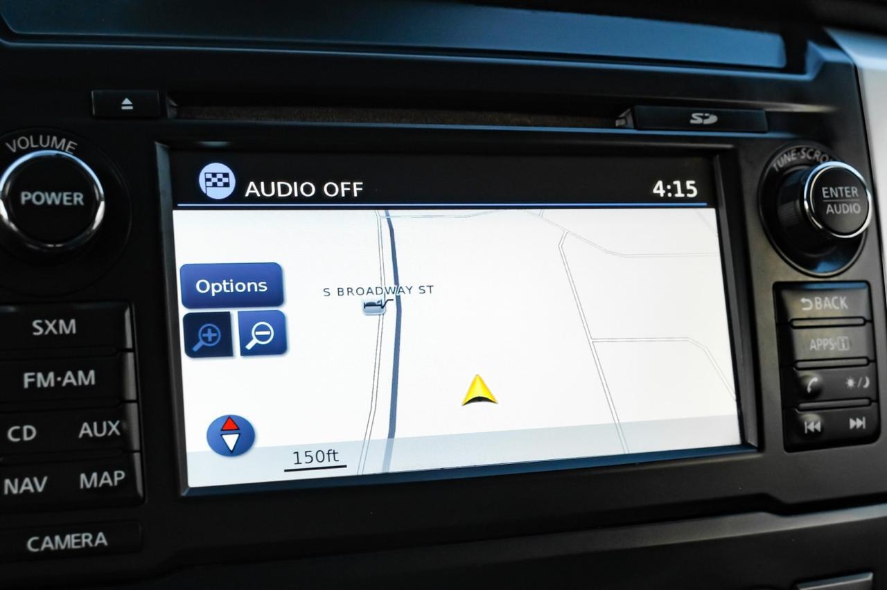 2017 Nissan Titan XD SV CREW CAB 4WD AUTOMATIC BLIND SPOT ASSIST NAVIGATION HEATED SEATS REAR CAMERA Carrollton TX