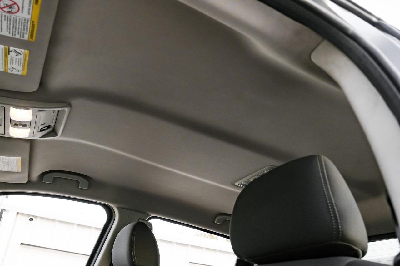 2017 Nissan Titan XD SV CREW CAB 4WD AUTOMATIC BLIND SPOT ASSIST NAVIGATION HEATED SEATS REAR CAMERA Carrollton TX