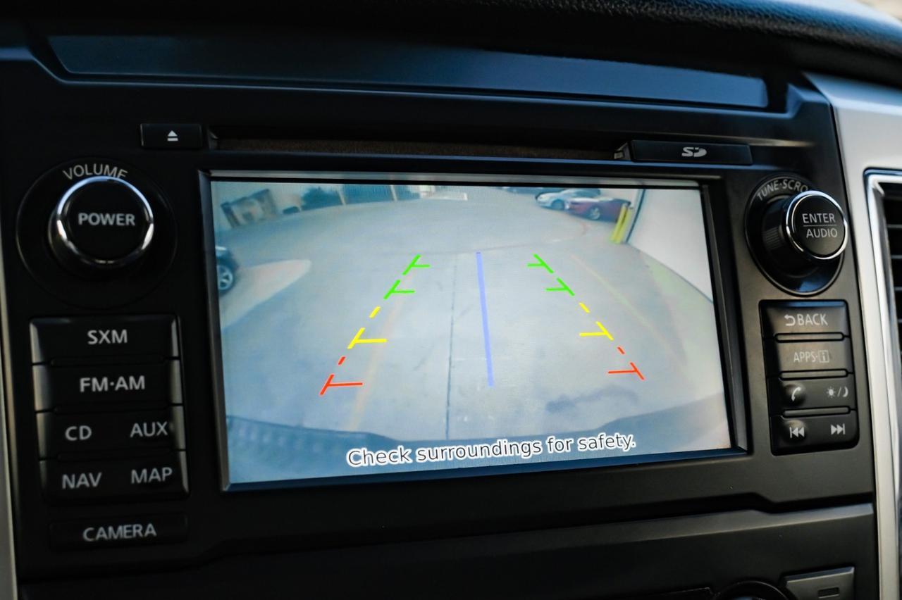 2017 Nissan Titan XD SV CREW CAB 4WD AUTOMATIC BLIND SPOT ASSIST NAVIGATION HEATED SEATS REAR CAMERA Carrollton TX