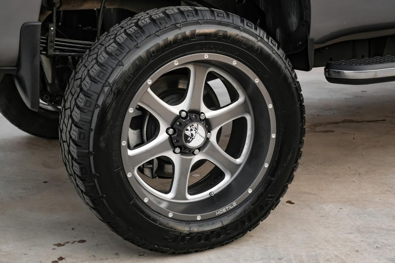 2017 Nissan Titan XD SV CREW CAB 4WD AUTOMATIC BLIND SPOT ASSIST NAVIGATION HEATED SEATS REAR CAMERA Carrollton TX