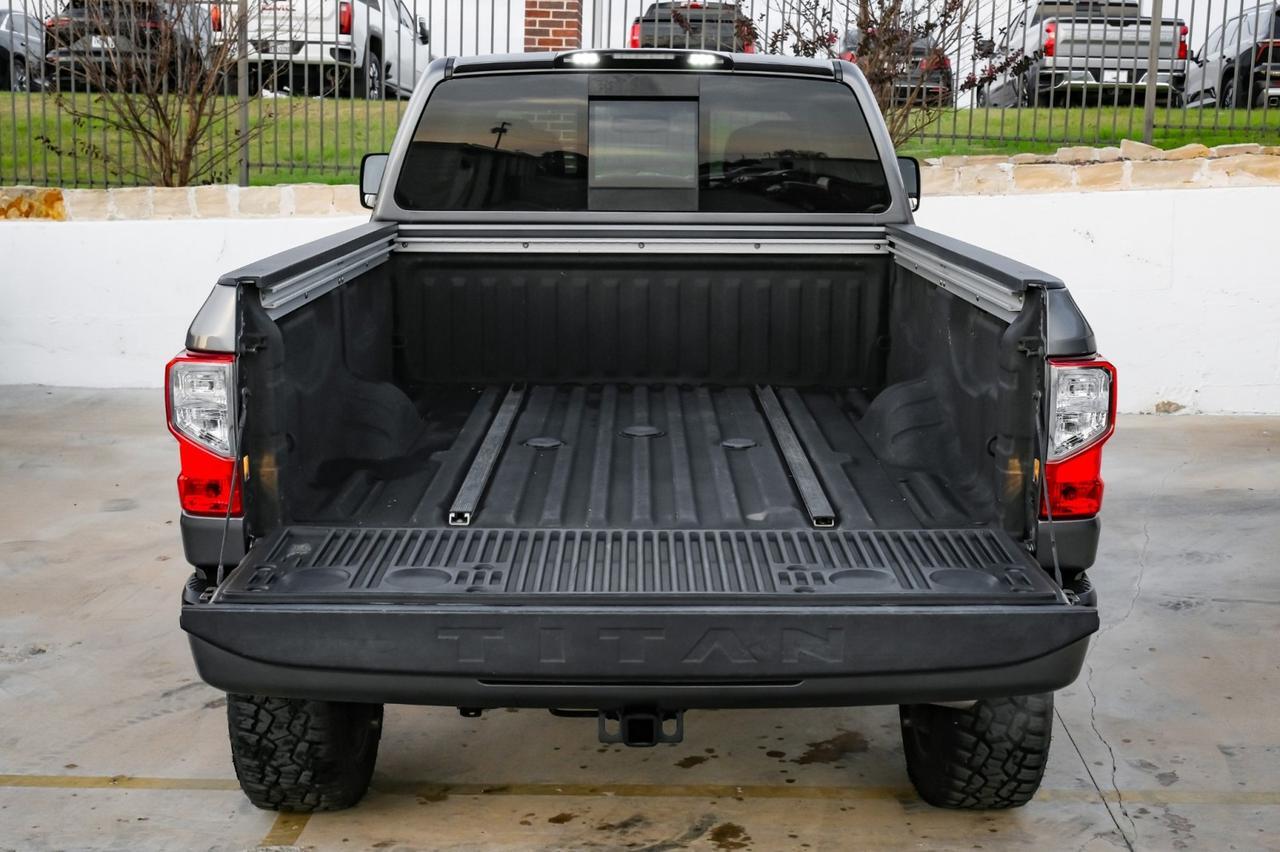 2017 Nissan Titan XD SV CREW CAB 4WD AUTOMATIC BLIND SPOT ASSIST NAVIGATION HEATED SEATS REAR CAMERA Carrollton TX