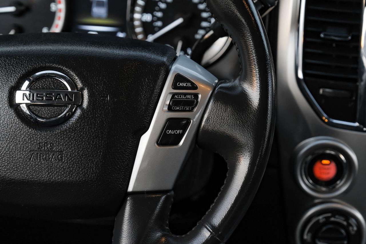 2017 Nissan Titan XD SV CREW CAB 4WD AUTOMATIC BLIND SPOT ASSIST NAVIGATION HEATED SEATS REAR CAMERA Carrollton TX