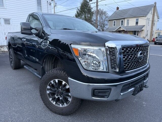 2017 Nissan Titan XD SV