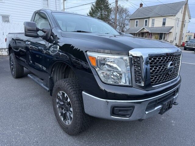 2017 Nissan Titan XD SV