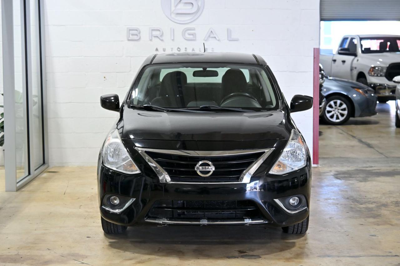 2017 Nissan Versa 1.6 SV Sedan