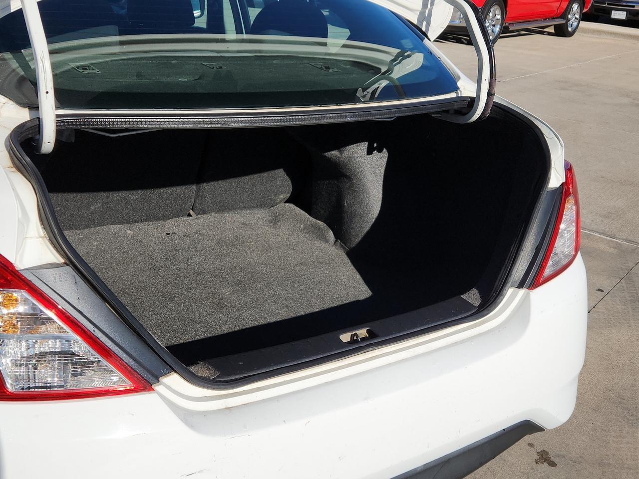 2017 Nissan Versa Sedan SV Lubbock TX
