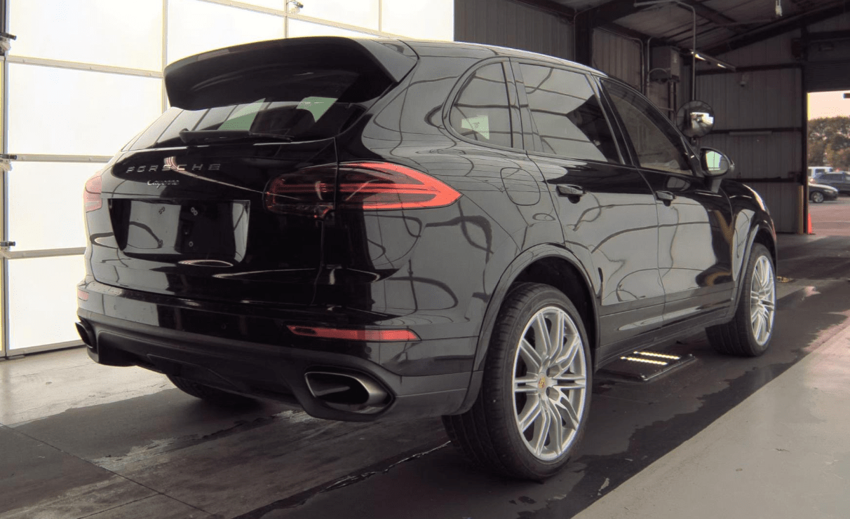 2017 PORSCHE Cayenne Platinum Edition Dallas TX