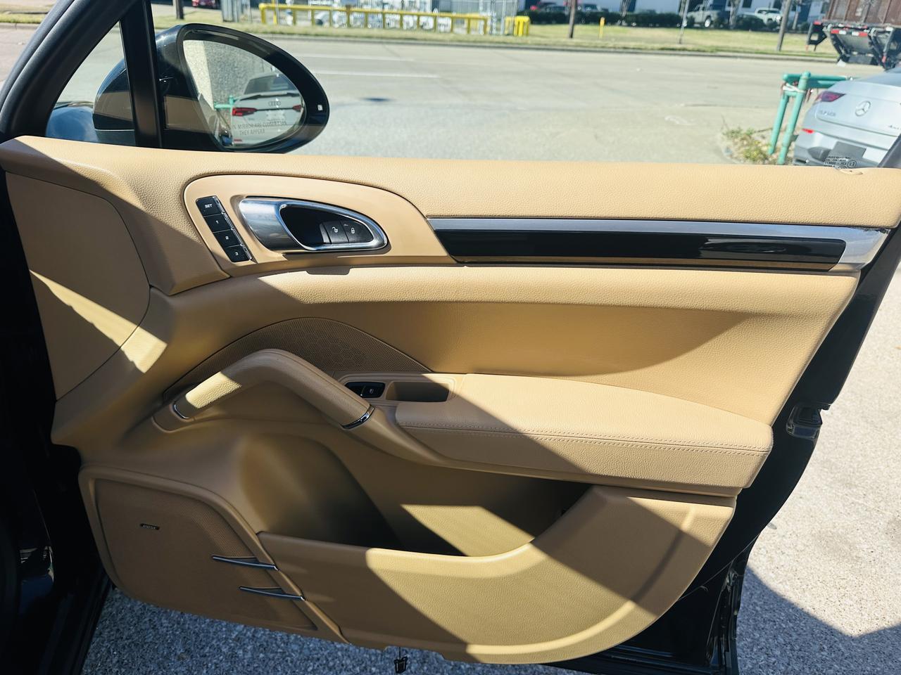 2017 PORSCHE Cayenne Platinum Edition Dallas TX