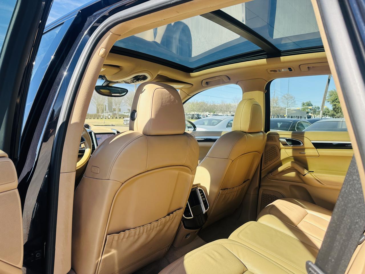 2017 PORSCHE Cayenne Platinum Edition Dallas TX