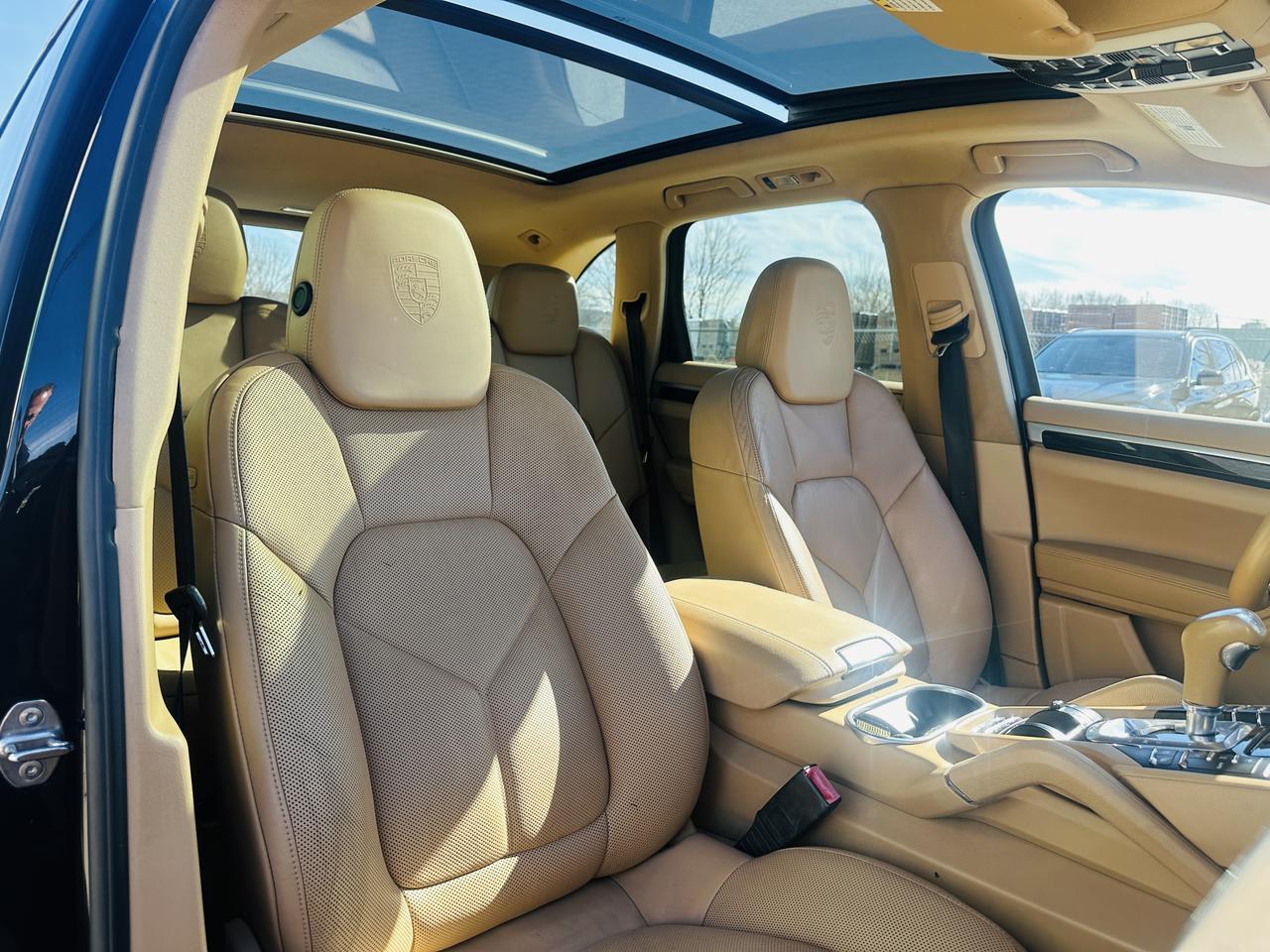 2017 PORSCHE Cayenne Platinum Edition Dallas TX