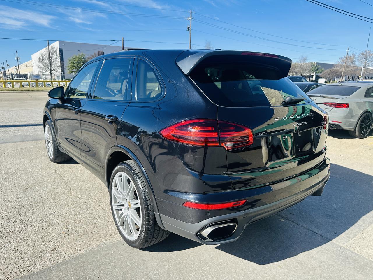 2017 PORSCHE Cayenne Platinum Edition Dallas TX