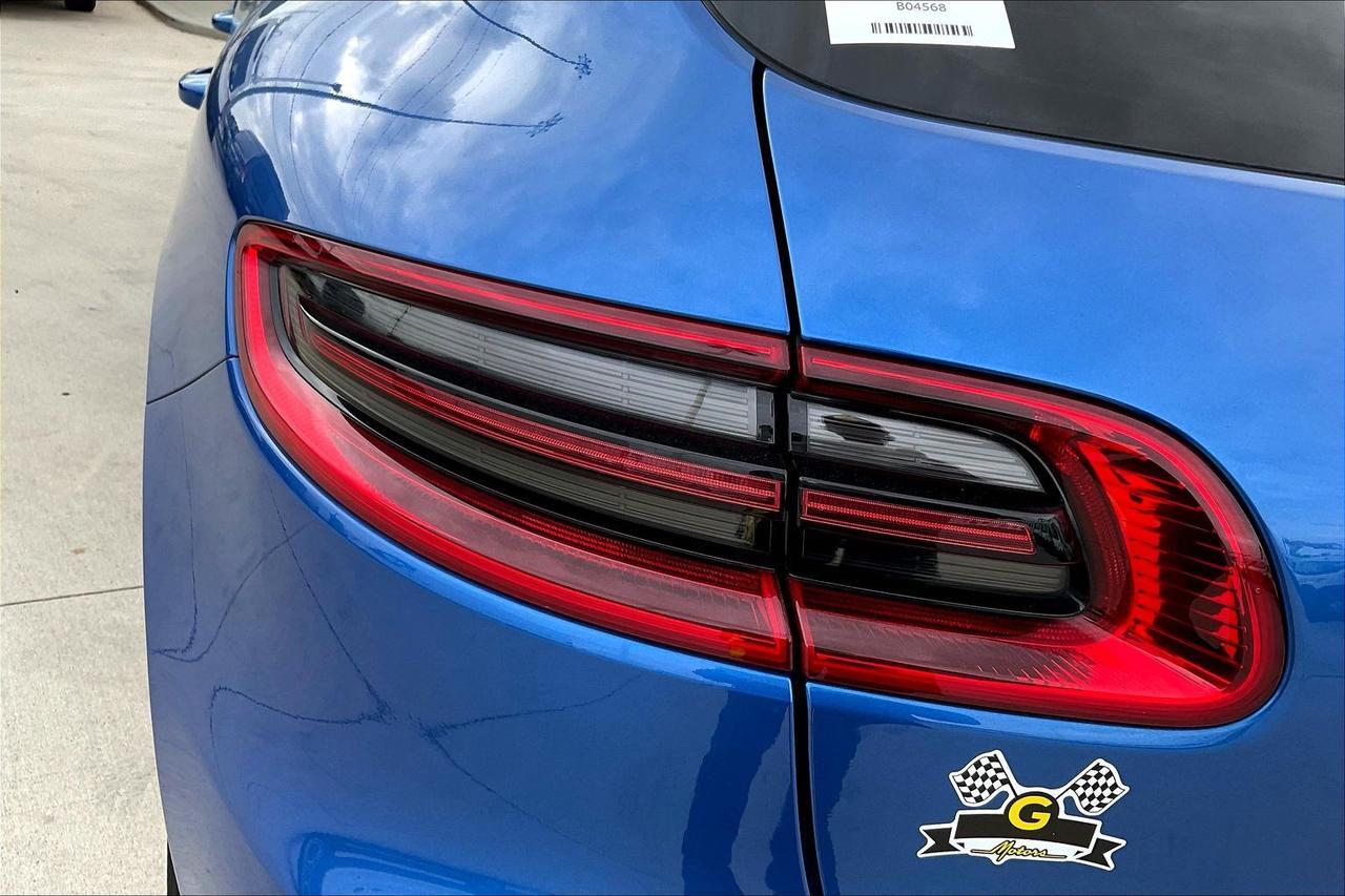 2017 PORSCHE MACAN Houston TX