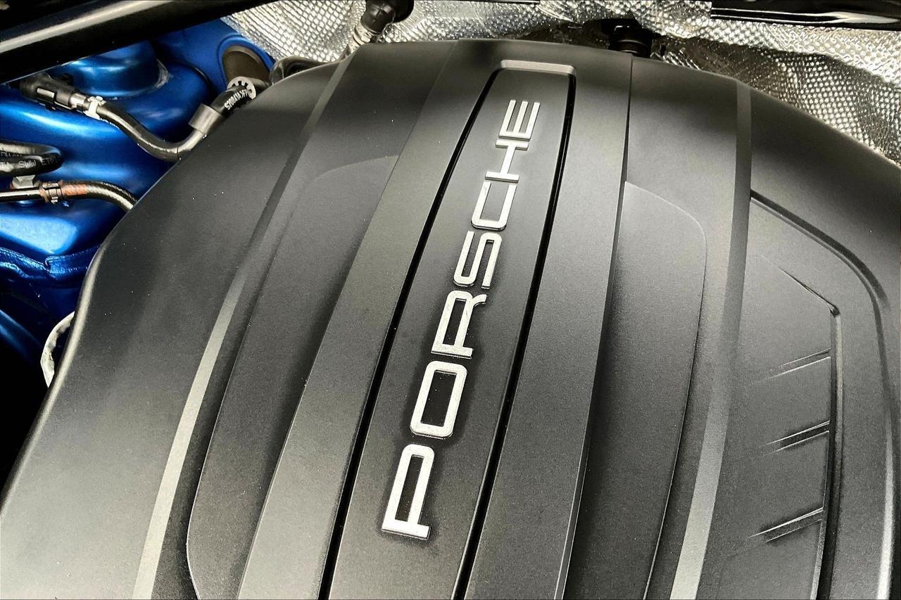 2017 PORSCHE MACAN Houston TX