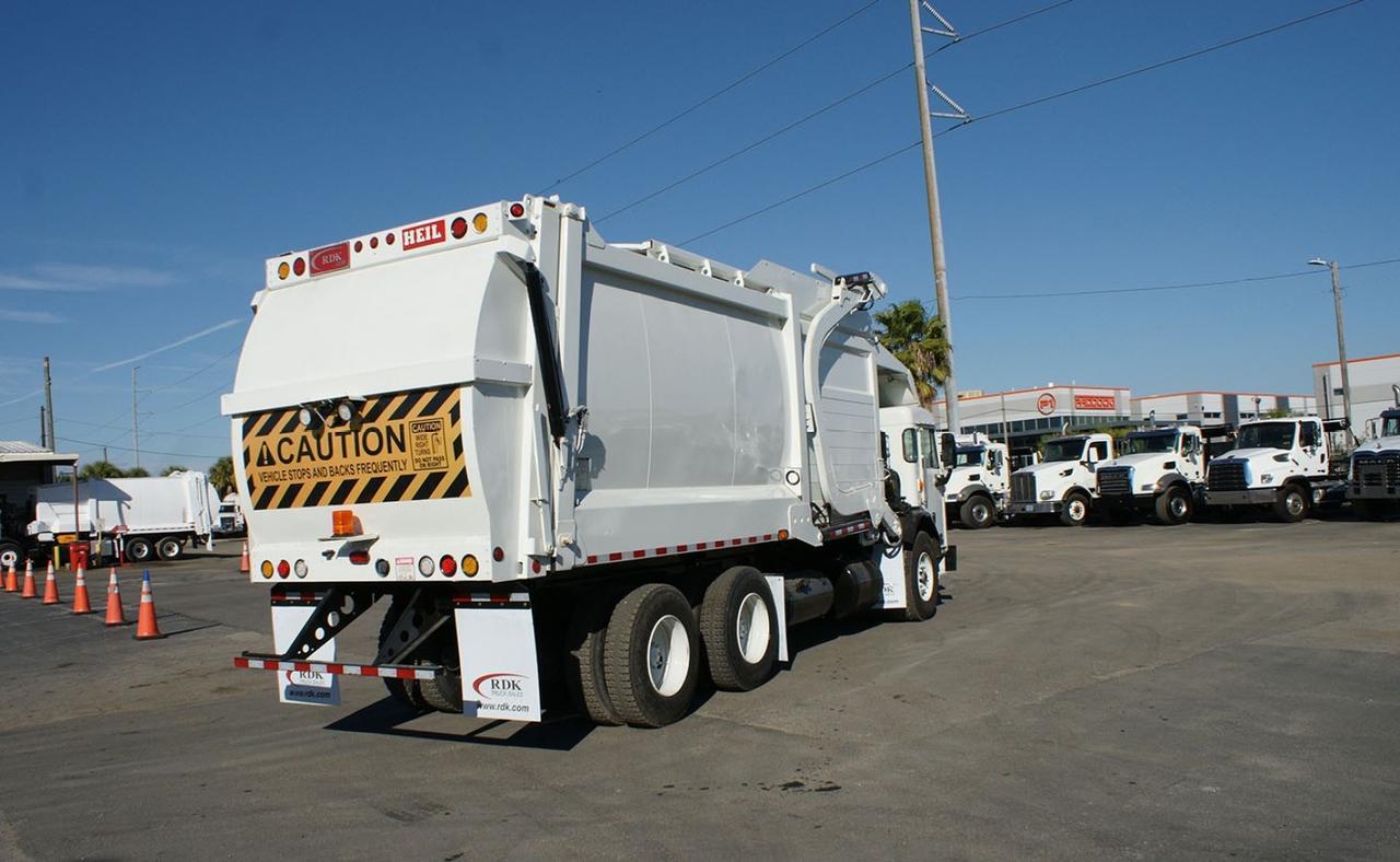 2017 Peterbilt 320 40 Yard Heil Front Loader Tampa FL