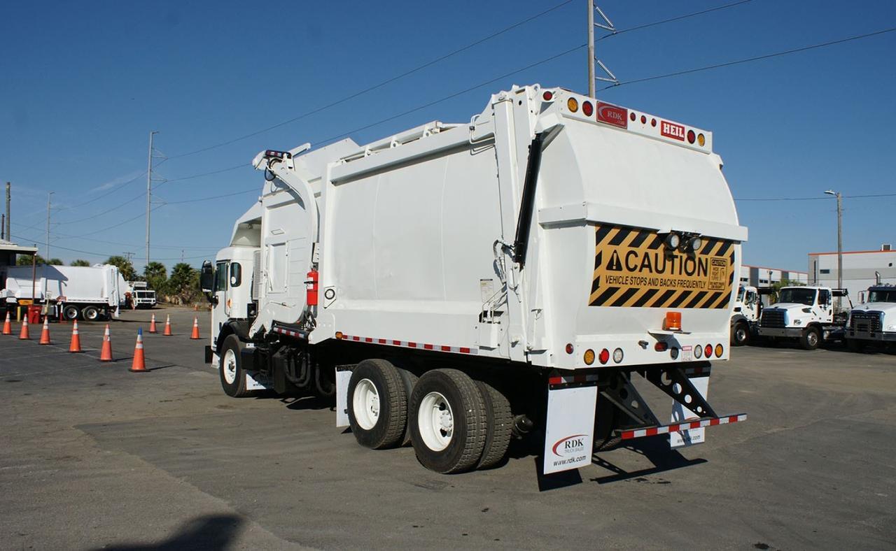 2017 Peterbilt 320 40 Yard Heil Front Loader Tampa FL
