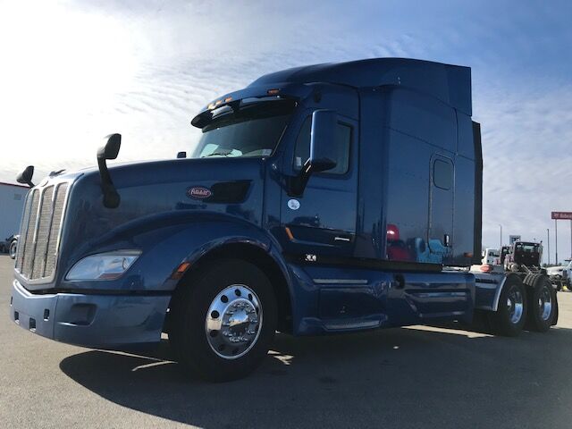 2017 Peterbilt 579 80 2017 Peterbilt 579 80