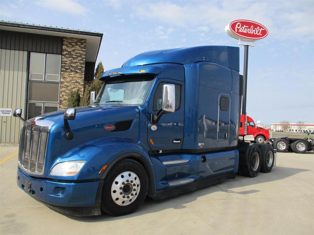 2017 Peterbilt 579 80 2017 Peterbilt 579 80