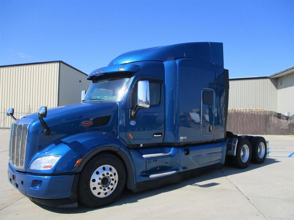 2017 Peterbilt 579 80 2017 Peterbilt 579 80