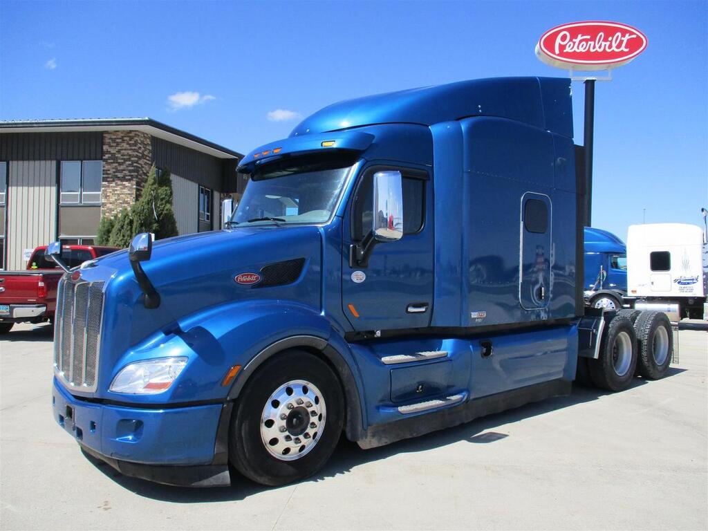 2017 Peterbilt 579 80 2017 Peterbilt 579 80