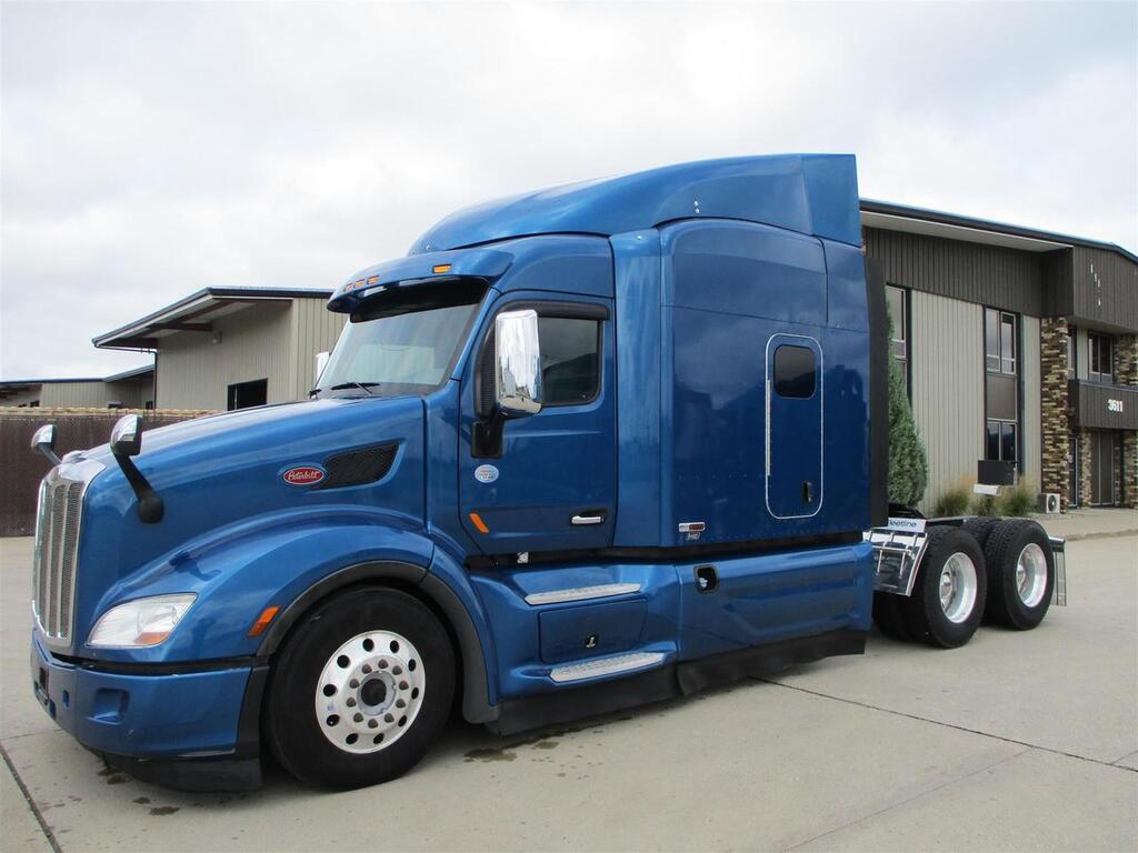2017 Peterbilt 579 80 2017 Peterbilt 579 80