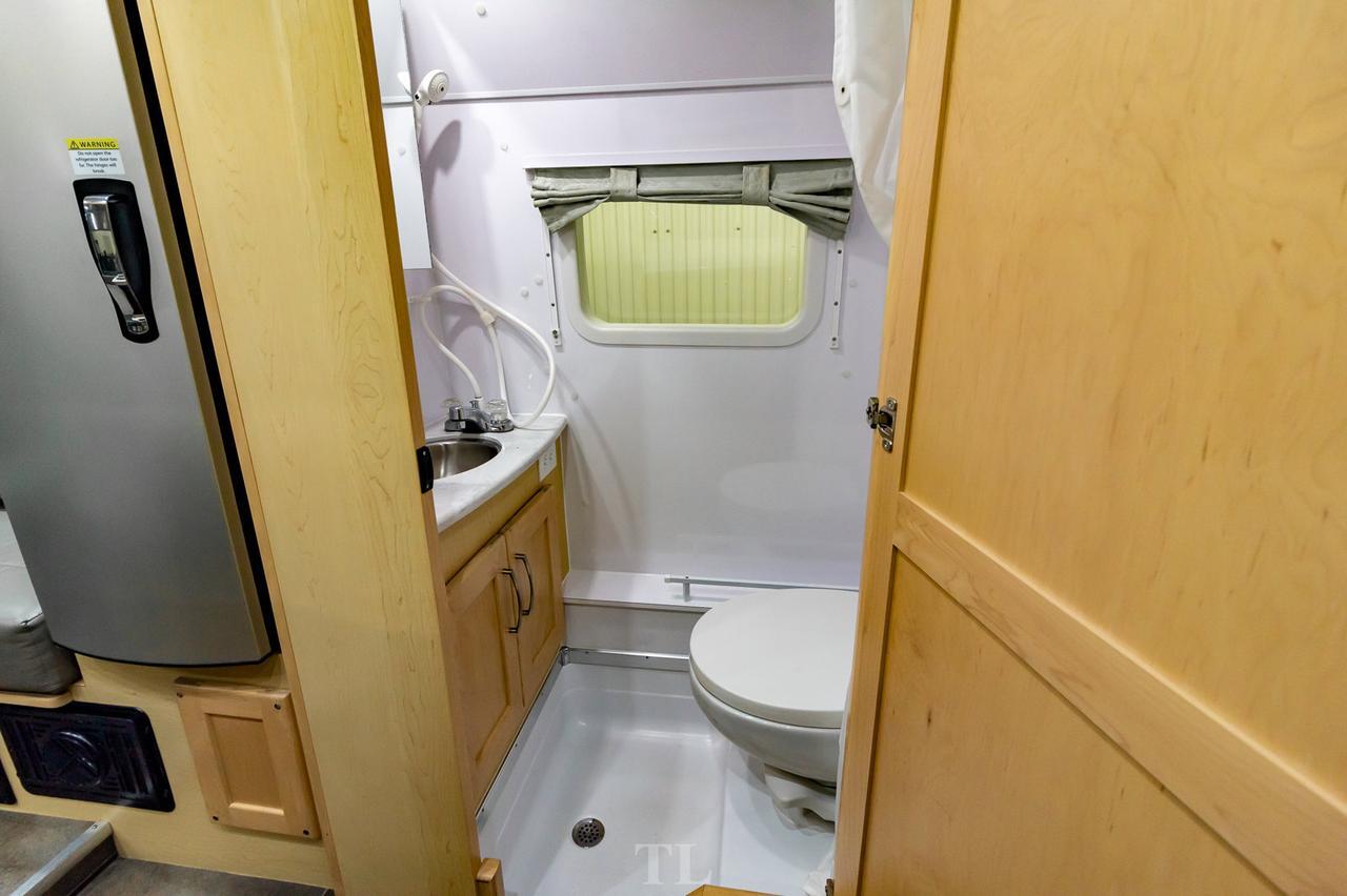 2017 Pleasure Way Lexor TS Class B RV Red Deer AB