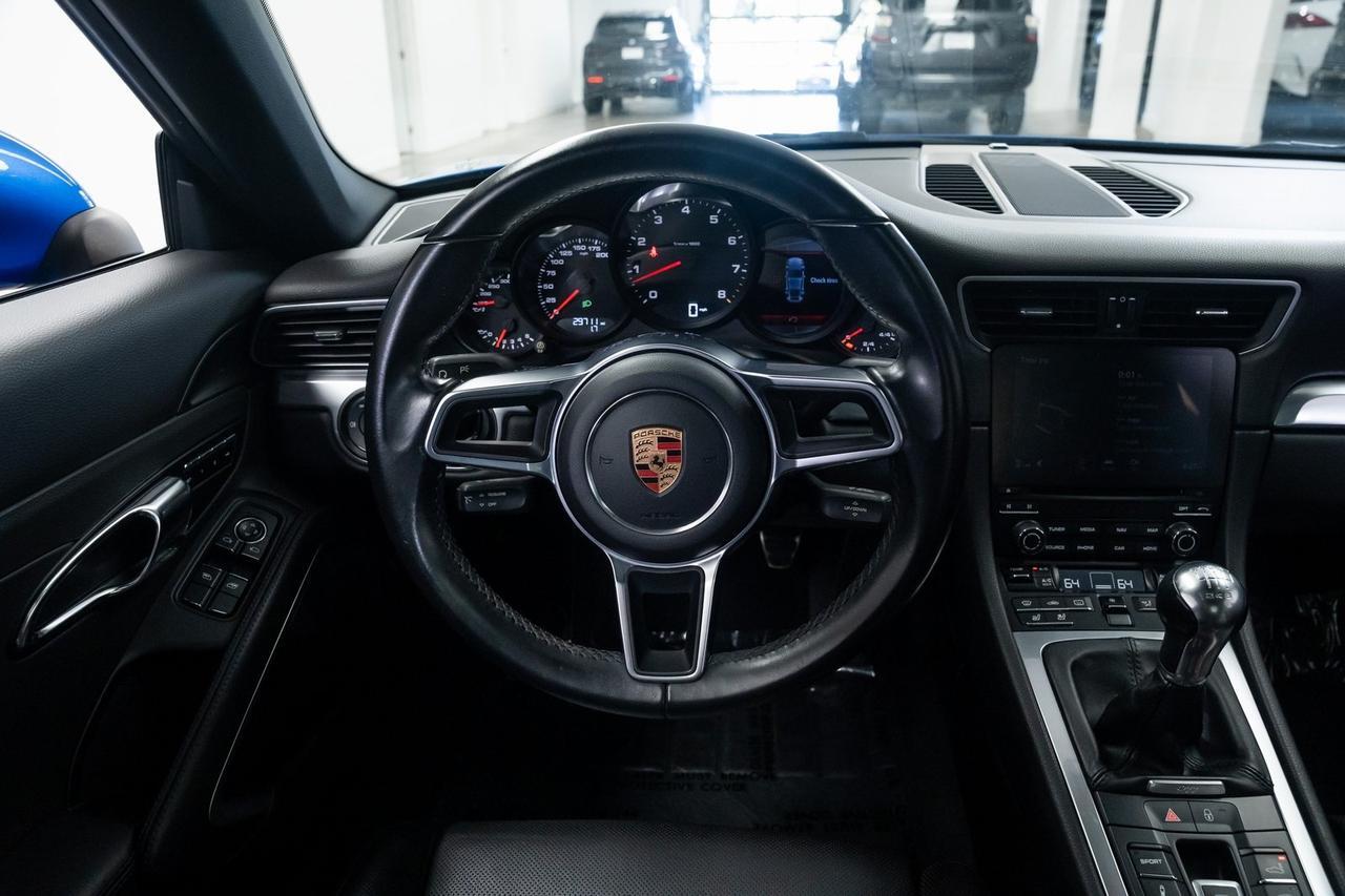 2017 Porsche 911 photo 12