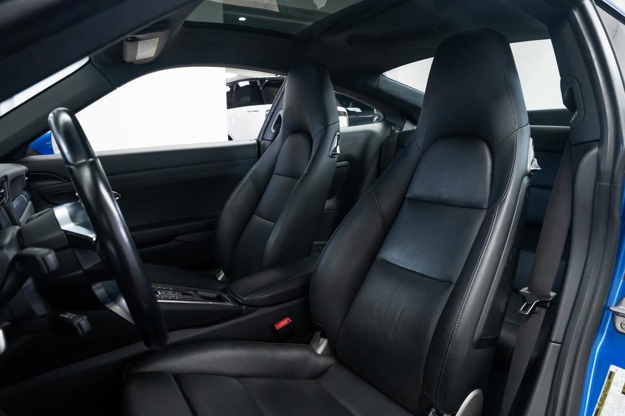 2017 Porsche 911 photo 19