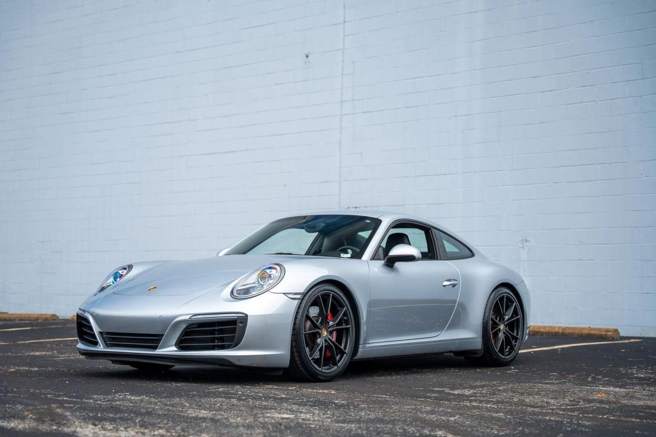 2017 Porsche 911 Carrera S Coupe 2D St. Louis MO