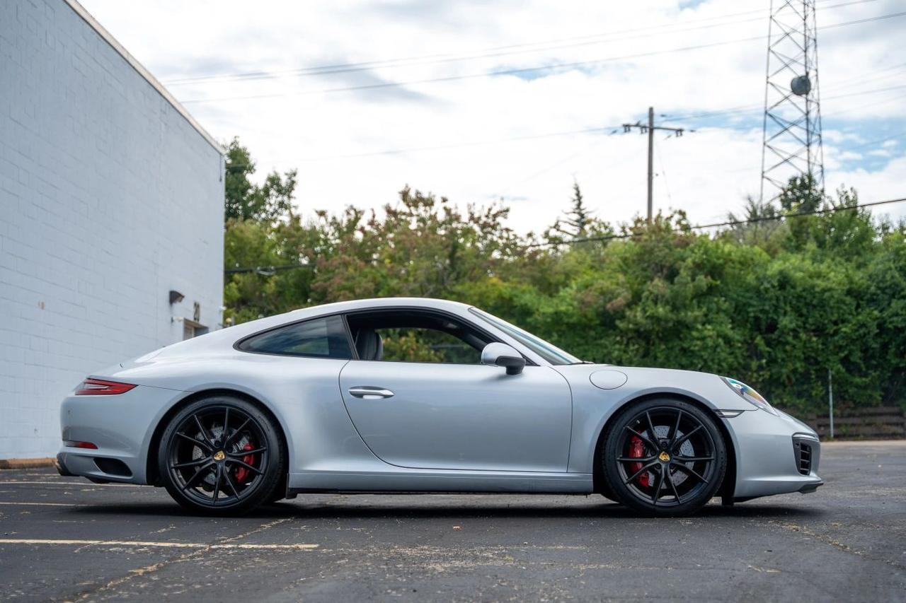 2017 Porsche 911 Carrera S Coupe 2D St. Louis MO