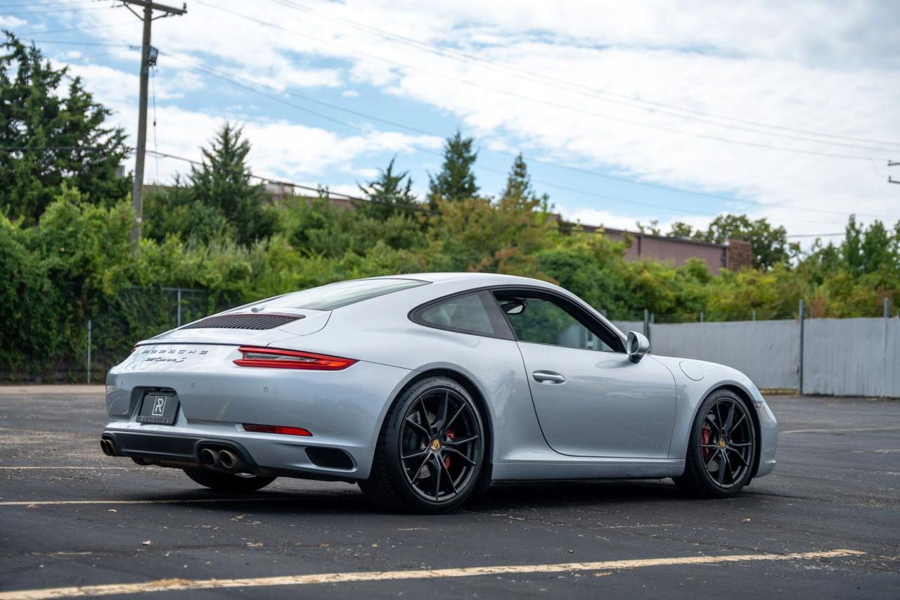 2017 Porsche 911 Carrera S Coupe 2D St. Louis MO