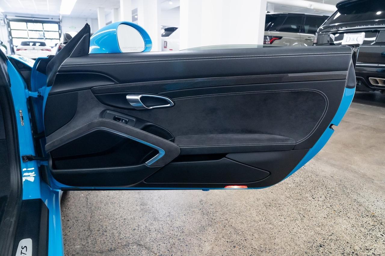 2017 Porsche 911 Targa 4 GTS Ceramic Brakes Premium Plus GTS Int. Package Portland OR