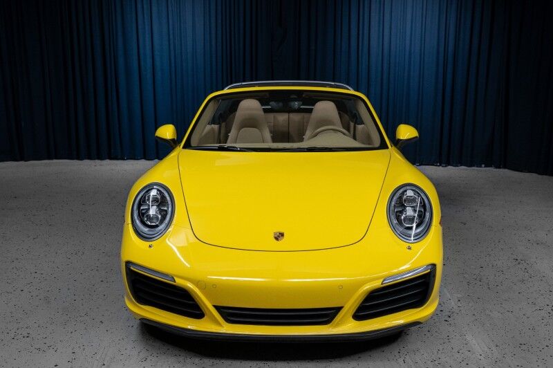 2017 Porsche 911 Targa 4S Coupe
