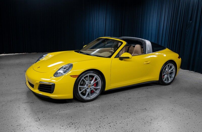 2017 Porsche 911 Targa 4S Coupe