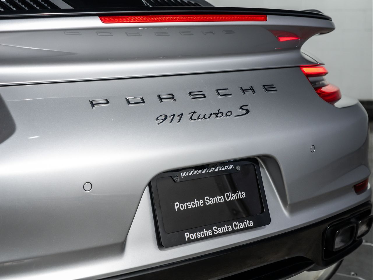 2017 Porsche 911 Turbo S photo 32