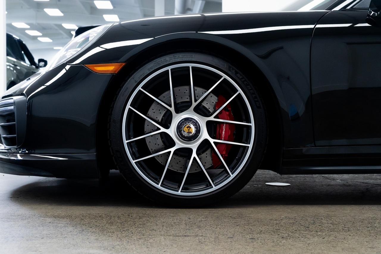 2017 Porsche 911 Turbo Vented Seats Carbon Fiber Trim BOSE Audio Portland OR