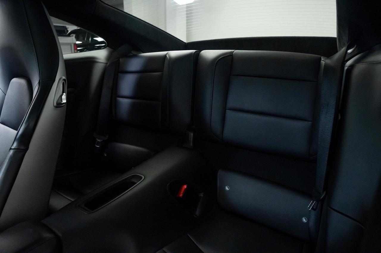 2017 Porsche 911 Turbo Vented Seats Carbon Fiber Trim BOSE Audio Portland OR