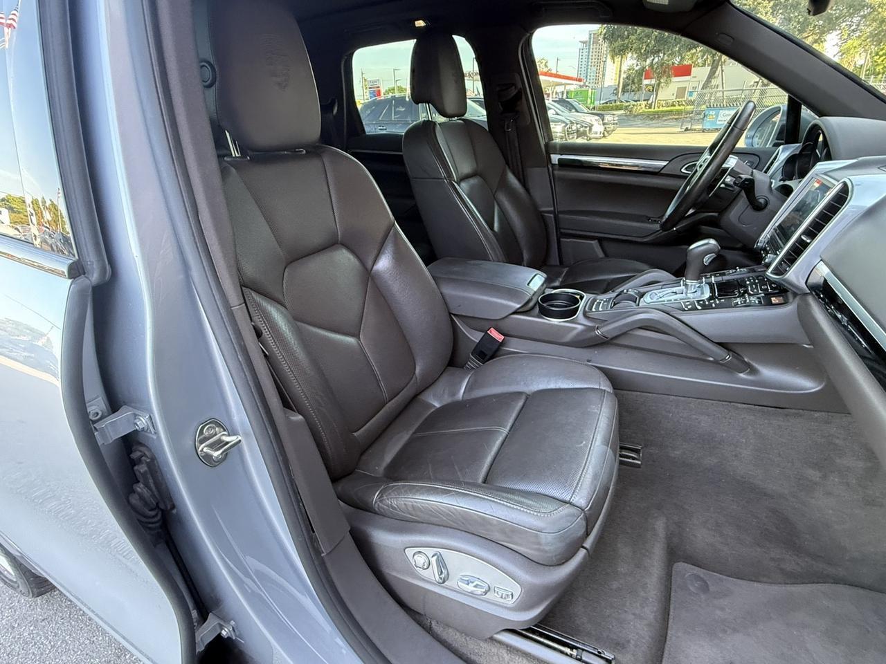 2017 Porsche Cayenne Hollywood FL