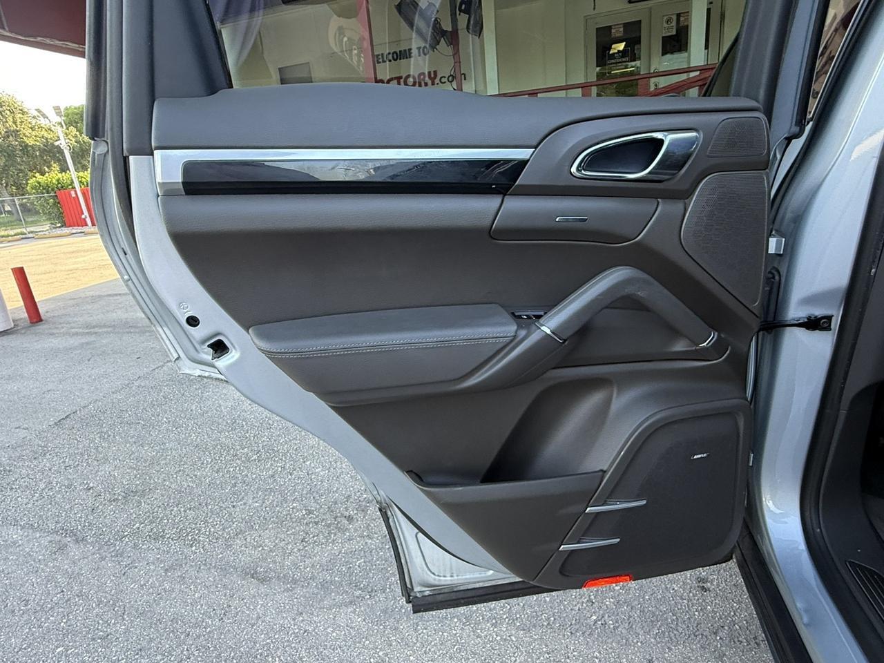 2017 Porsche Cayenne Hollywood FL