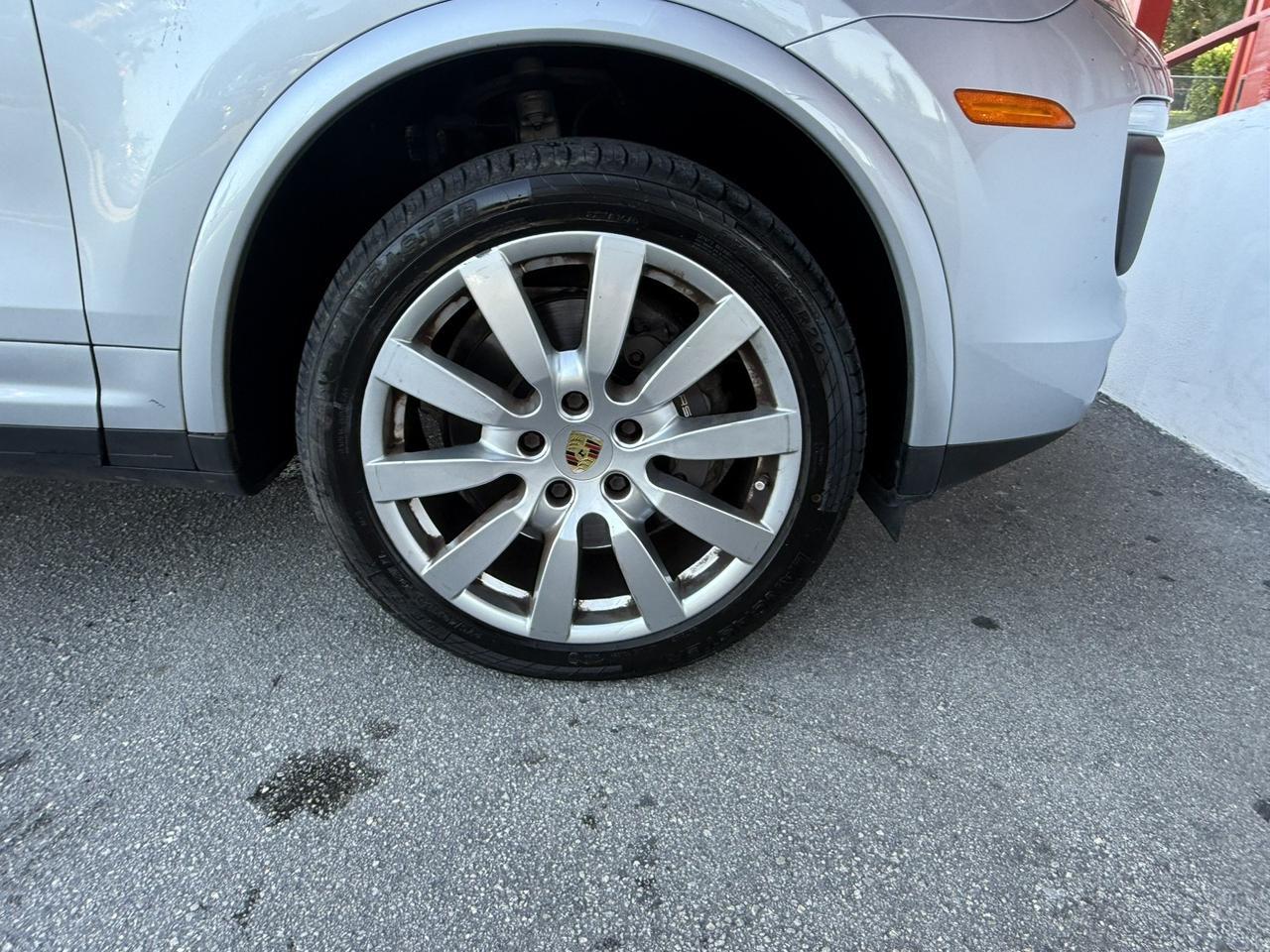 2017 Porsche Cayenne Hollywood FL