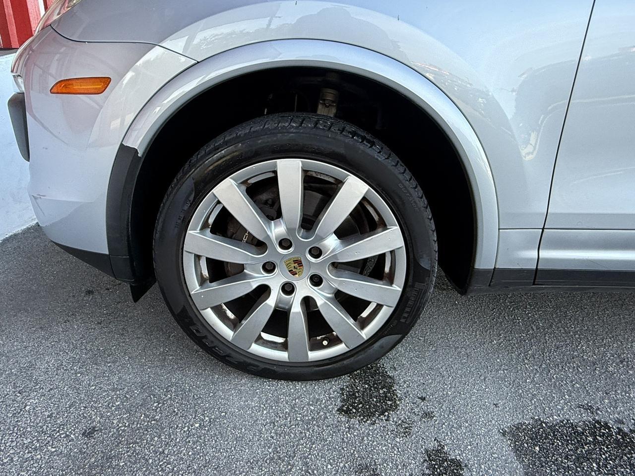2017 Porsche Cayenne Hollywood FL