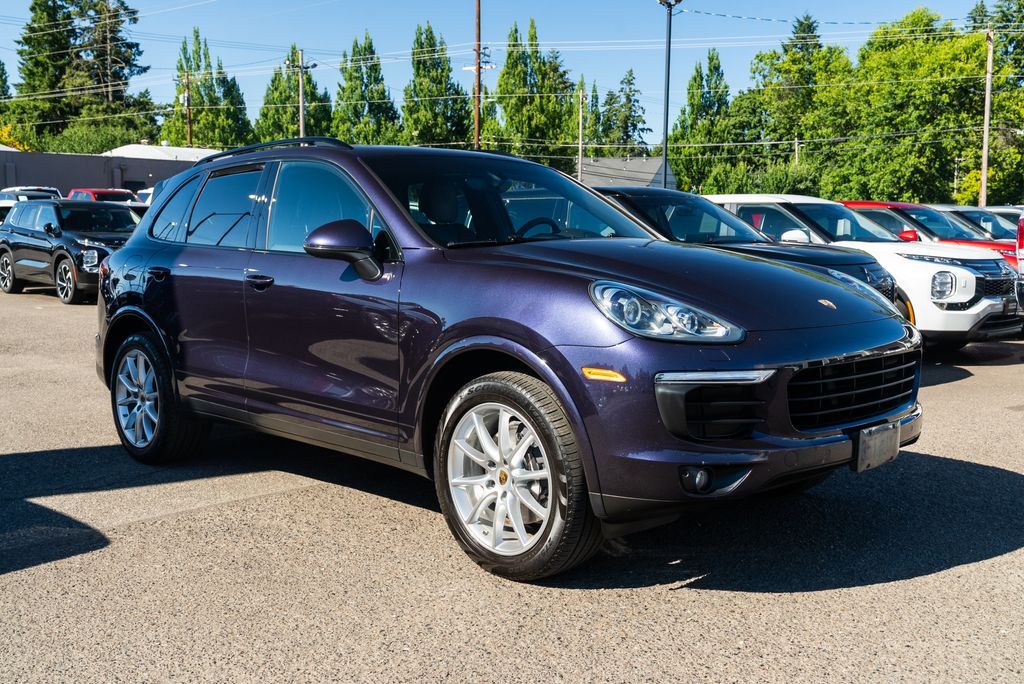2017 Porsche Cayenne Base