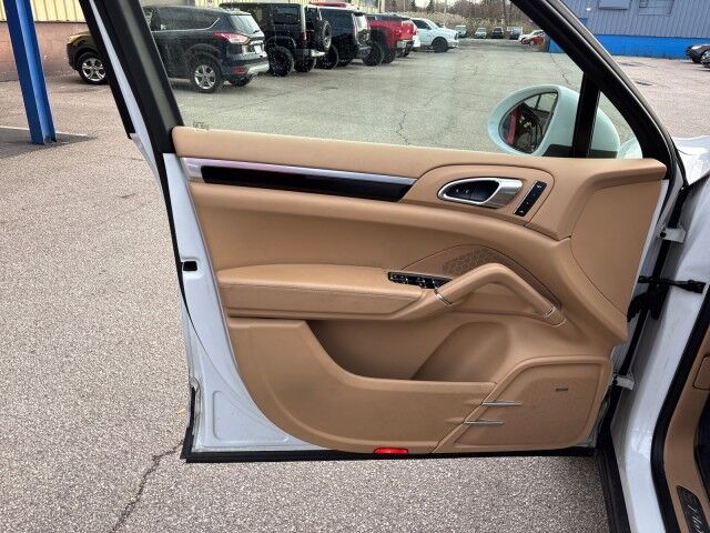 2017 Porsche Cayenne Platinum Edition Cleveland OH