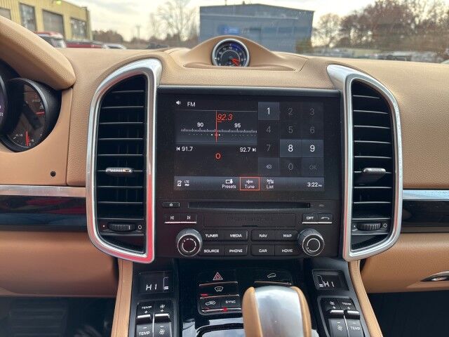 2017 Porsche Cayenne Platinum Edition Cleveland OH