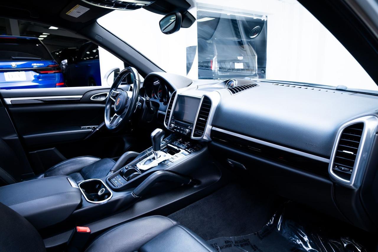 2017 Porsche Cayenne Platinum Edition Premium Package Plus Portland OR