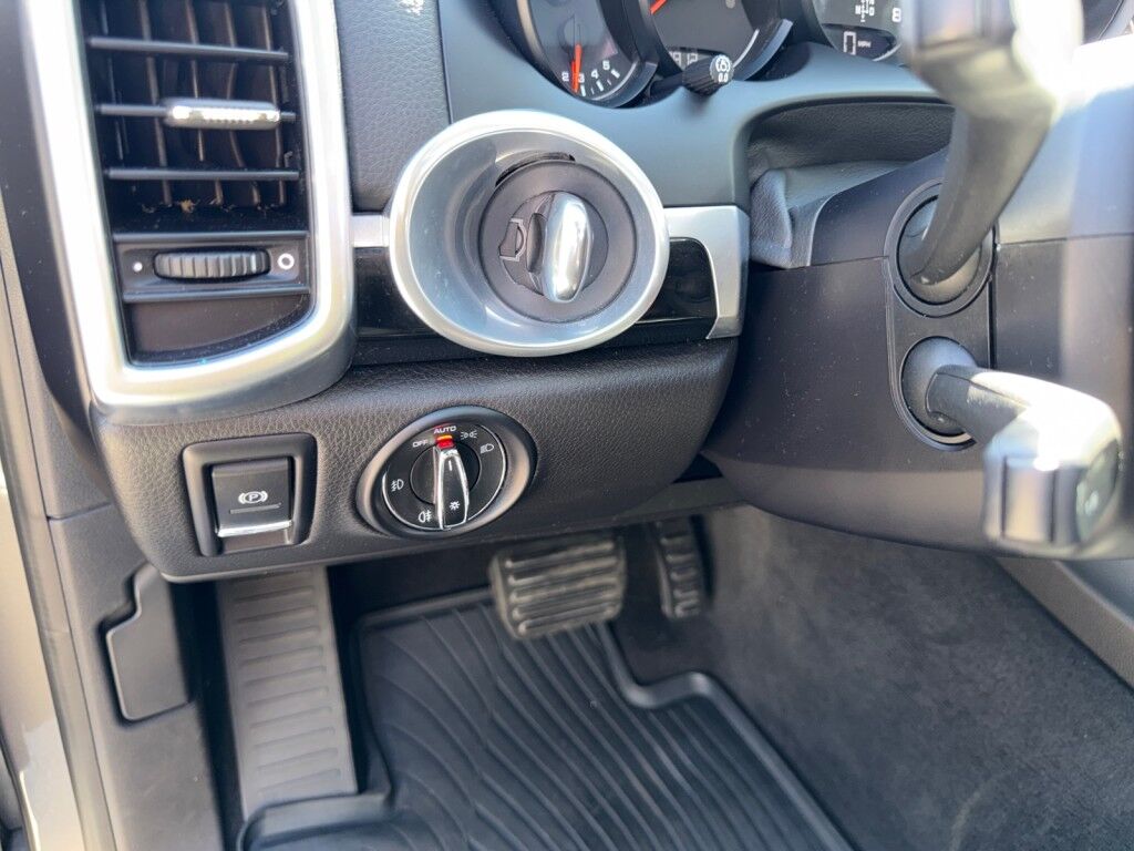 2017 Porsche Cayenne Platinum Edition Sarasota FL