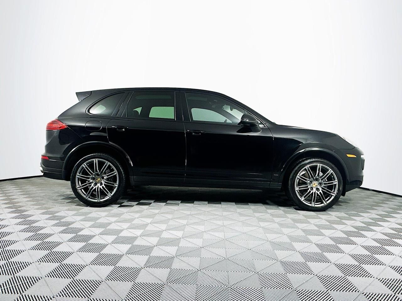 2017 Porsche Cayenne Platinum Edition Tacoma WA