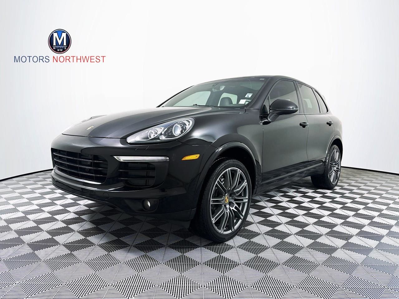 2017 Porsche Cayenne Platinum Edition