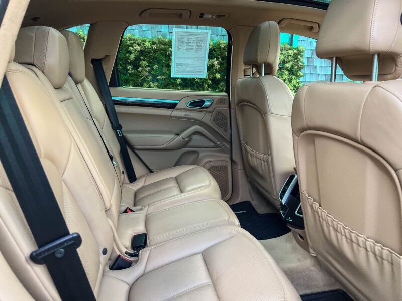 2017 Porsche Cayenne Platinum Edition Wilmington NC